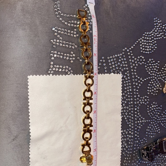 Preloved Salvatore Ferragamo bracelet great condition comes with dust only . - Picture 9 of 12